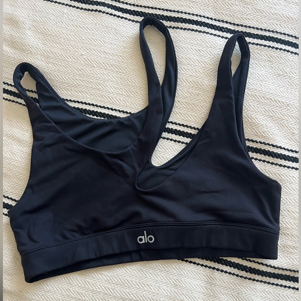 Alo sports bra